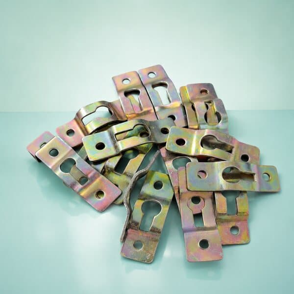Metal Frame Hook Picture Frame Hanger